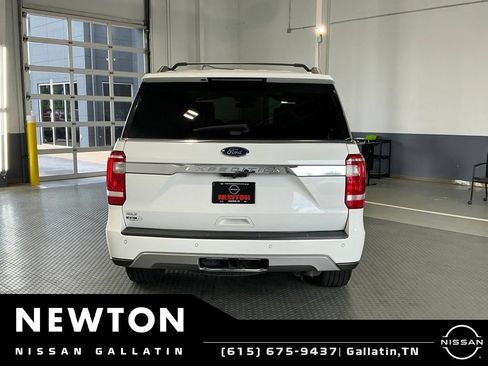 Used 2021 Ford Expedition XLT AWD/4WD image 5