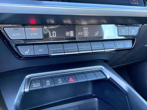 Used 2022 Audi A3 2.0T Premium image 34