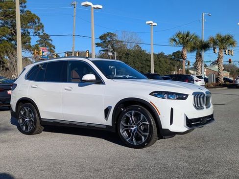 New 2026 BMW X5 sDrive40i w/ Executive Package image 2