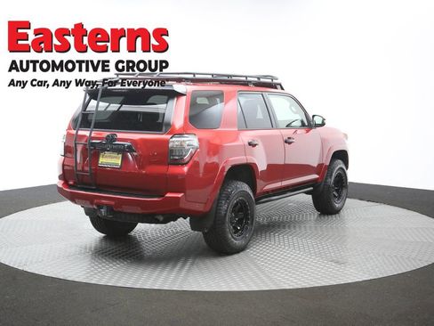 Used 2021 Toyota 4Runner Venture w/ Moonroof Package AWD/4WD image 41