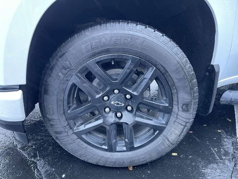 Used 2022 Chevrolet Silverado 1500 Custom w/ Rally Edition image 31