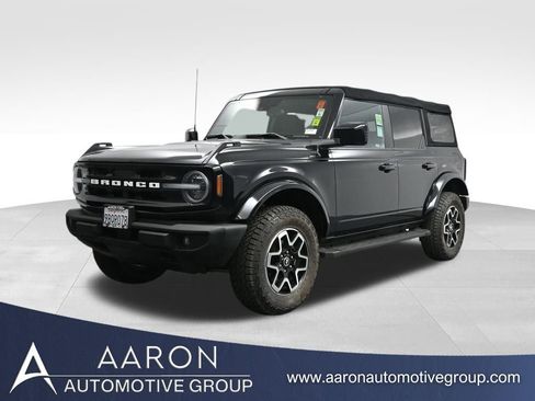 Used 2022 Ford Bronco Outer Banks image 1