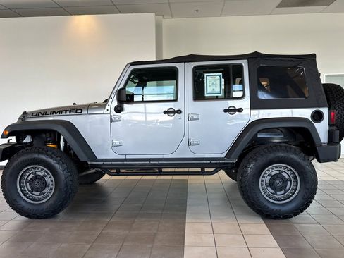 Used 2016 Jeep Wrangler Unlimited Sport w/ Trailer Tow Group AWD/4WD image 7