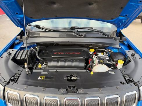 Used 2022 Jeep Compass Latitude w/ Sun and Sound Group AWD/4WD image 52