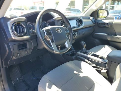Used 2018 Toyota Tacoma SR5 image 13