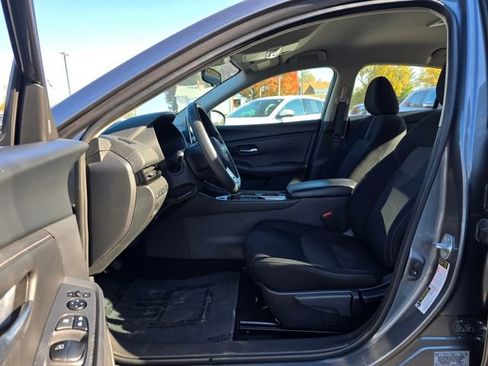 Used 2024 Nissan Sentra SV image 17