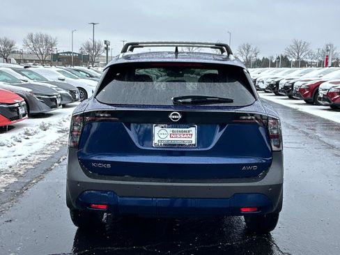 New 2026 Nissan Kicks SV w/ Cold Weather Package image 5