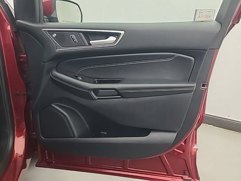Used 2019 Ford Edge Titanium w/ Canadian Touring Package AWD/4WD image 13