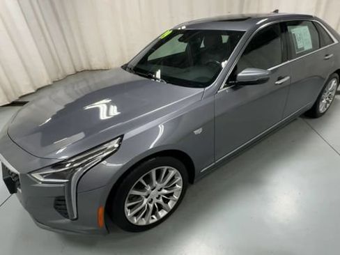 Used 2019 Cadillac CT6 Luxury w/ Driver Awareness Package AWD/4WD image 4