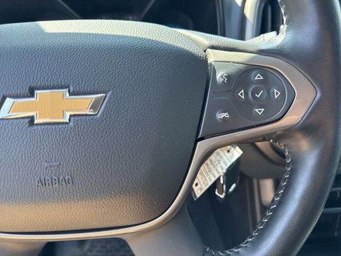 Used 2022 Chevrolet Colorado Z71 image 37