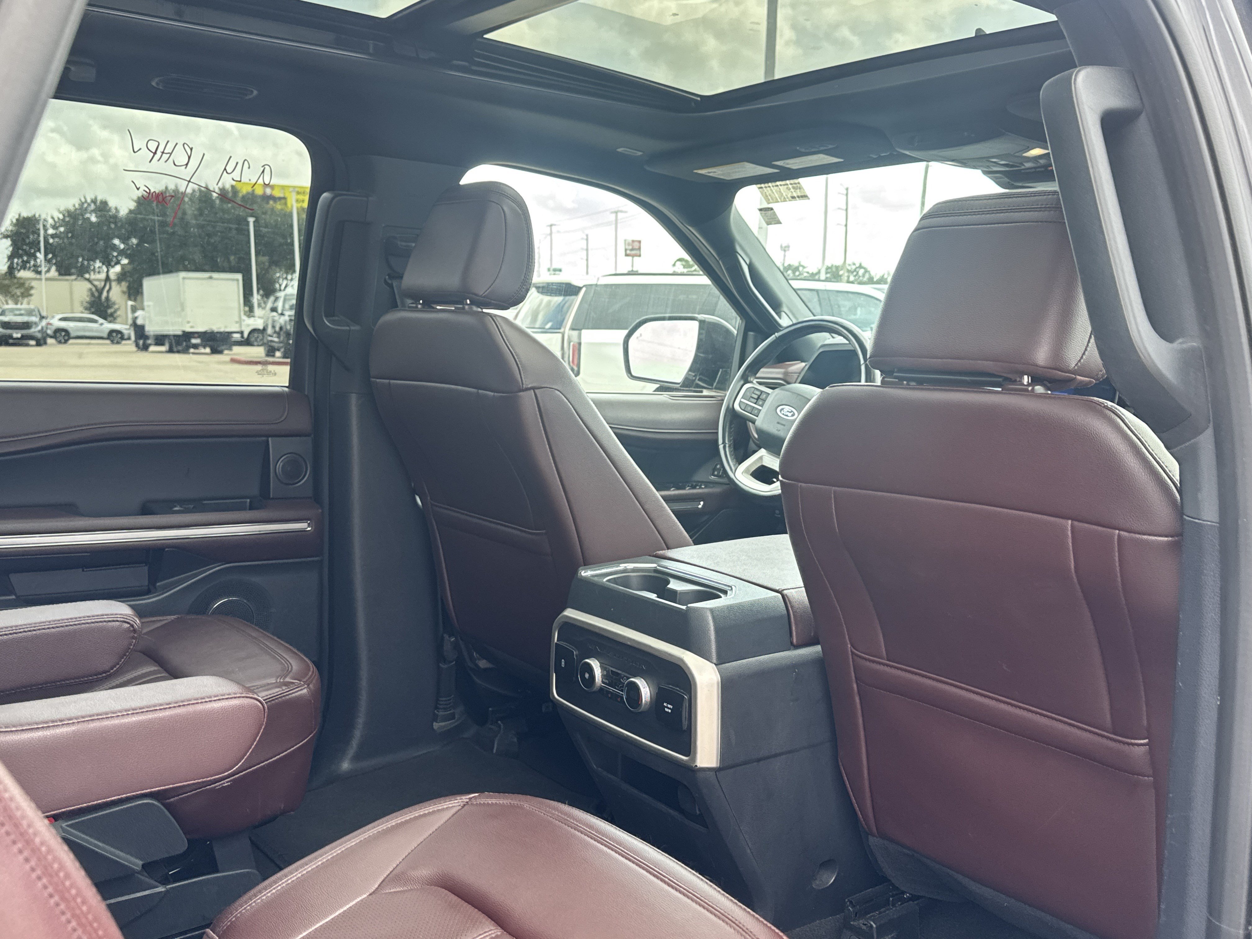 Used 2024 Ford Expedition Max Limited RWD image 13
