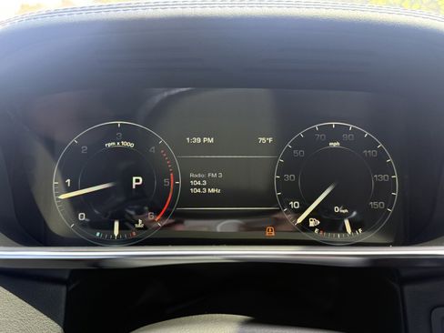 Used 2016 Land Rover Range Rover image 14