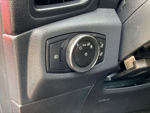 Used 2021 Ford EcoSport SE FWD image 34