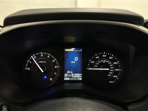 Used 2021 Subaru Crosstrek 2.0i Premium AWD/4WD image 13