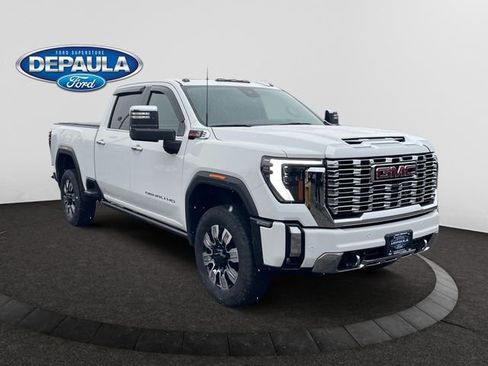 Used 2024 GMC Sierra 3500 Denali w/ Denali Reserve Package image 9