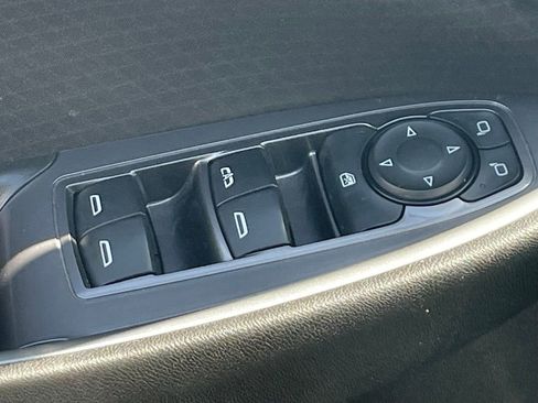 Used 2023 Chevrolet Malibu LT FWD image 7