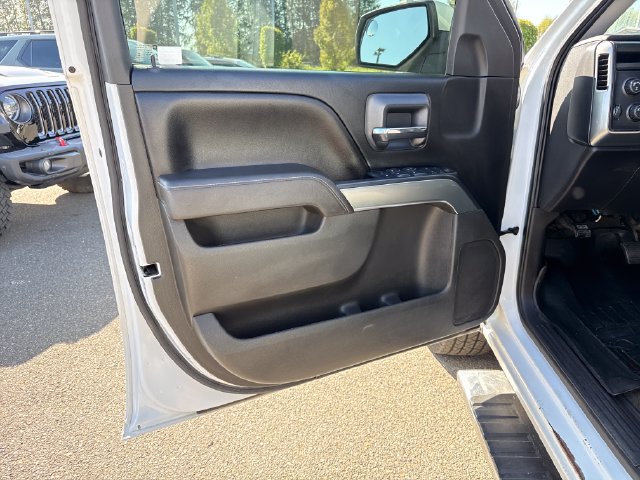 Used 2017 Chevrolet Silverado 1500 LT w/ All Star Edition AWD/4WD image 16