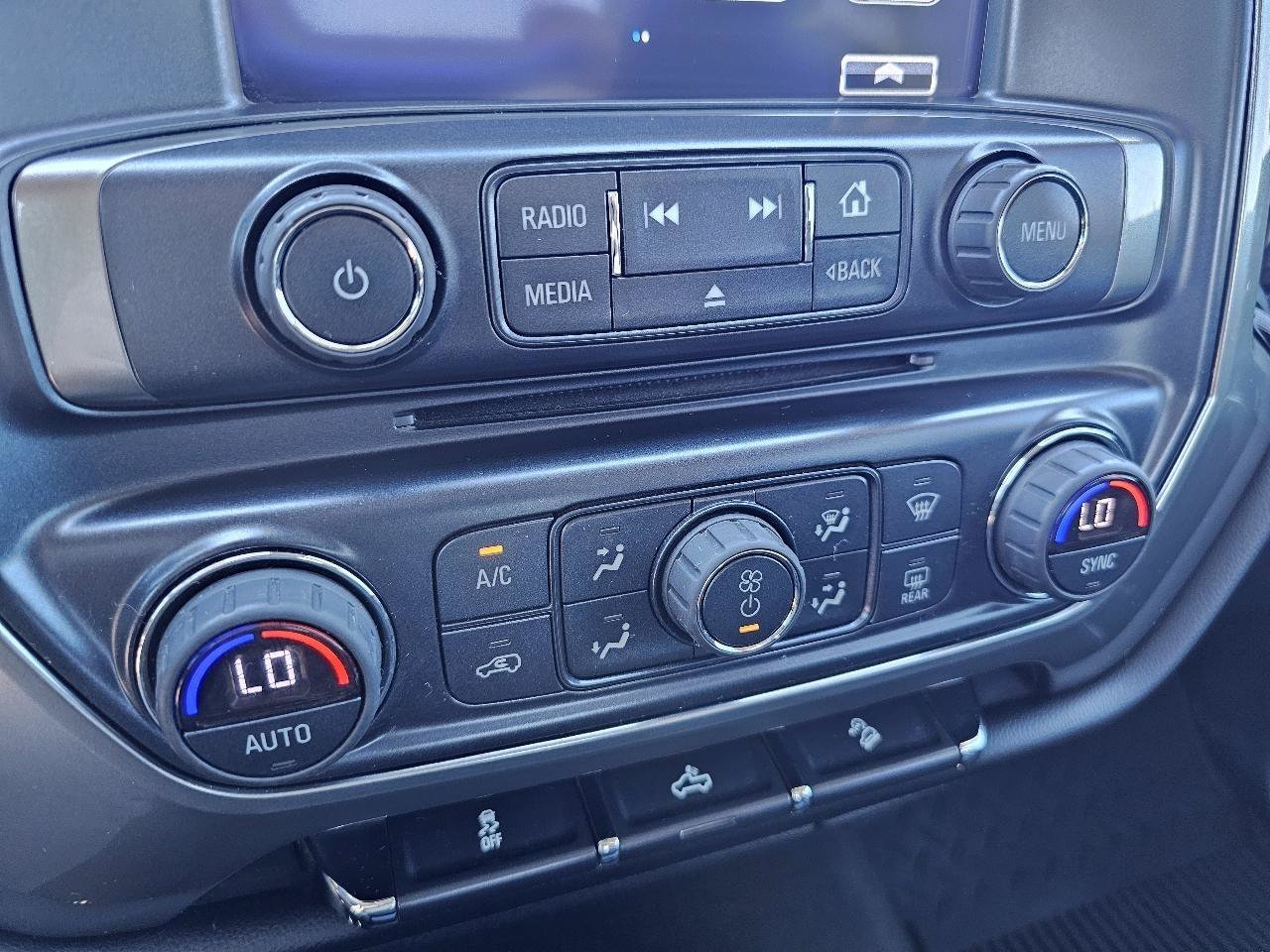 Used 2018 Chevrolet Silverado 1500 LT w/ Texas Edition AWD/4WD image 58