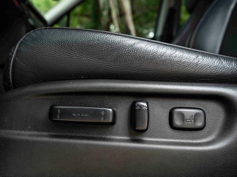 Used 2020 Honda Pilot Elite image 42