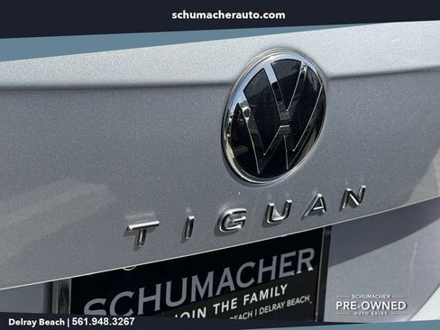 Used 2024 Volkswagen Tiguan SE FWD image 16