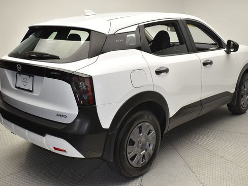 Certified 2025 Nissan Kicks S AWD/4WD image 5