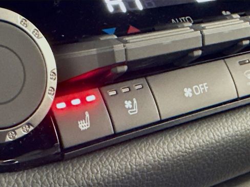 New 2026 Toyota Tundra Limited image 19