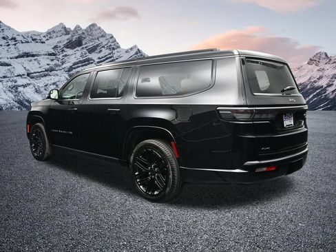 New 2026 Jeep Grand Wagoneer L Limited AWD/4WD image 3