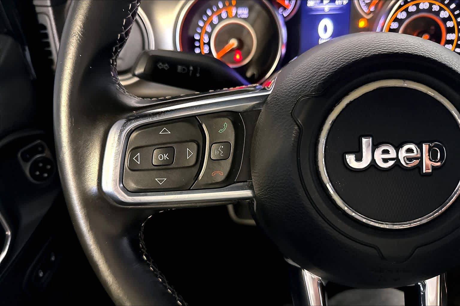 Used 2020 Jeep Gladiator Sport w/ Quick Order Package 24S AWD/4WD image 23