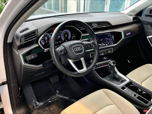 Used 2021 Audi Q3 2.0T Premium Plus w/ Premium Plus Package image 17