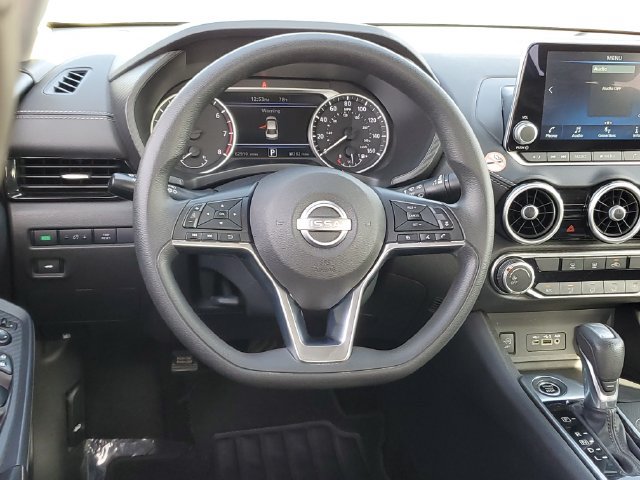 Used 2024 Nissan Sentra SV FWD image 10