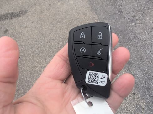 New 2026 Buick Enclave Avenir w/ Super Cruise Package image 11