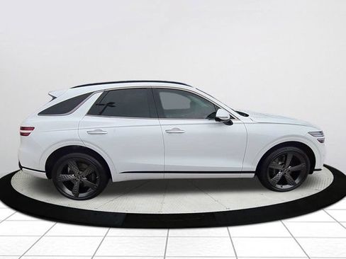Used 2025 Genesis GV70 3.5T Sport w/ Sport Advanced Package AWD/4WD image 2