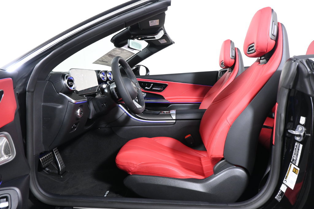 New 2027 Mercedes-Benz CLE 450 4MATIC Cabriolet image 3