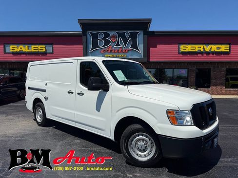 Used 2021 Nissan NV 2500 S RWD image 1