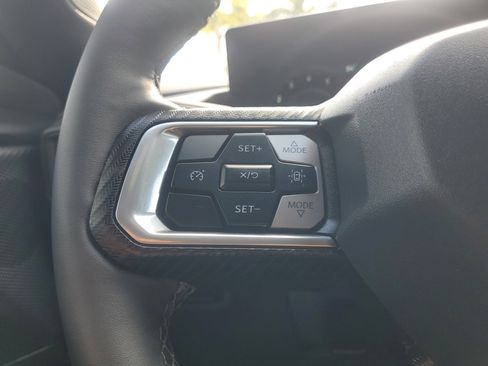 Used 2025 Ford Mustang Coupe image 19