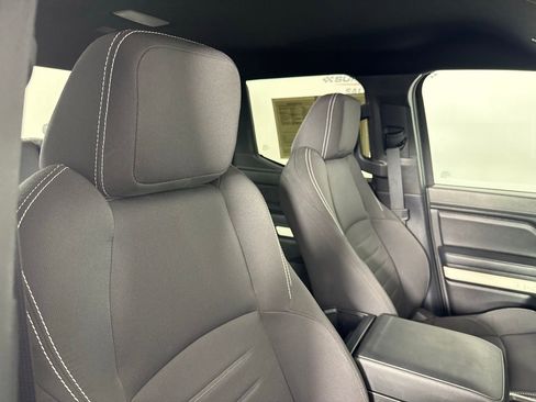 Used 2024 Toyota Tacoma TRD Off-Road image 40