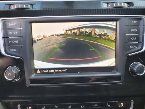 Used 2016 Volkswagen GTI Autobahn w/ Lighting Package (SEL) image 24