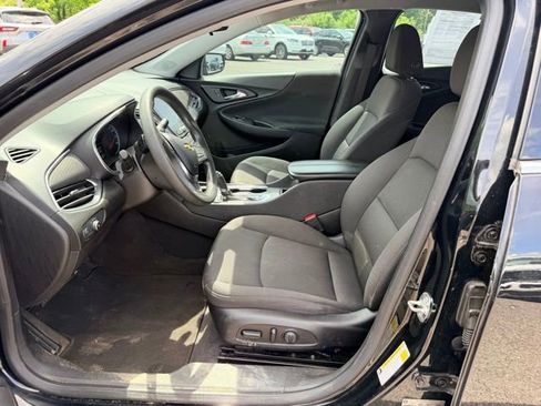 Used 2019 Chevrolet Malibu LT FWD image 10