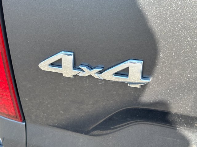 Used 2019 Toyota Tundra Platinum AWD/4WD image 17