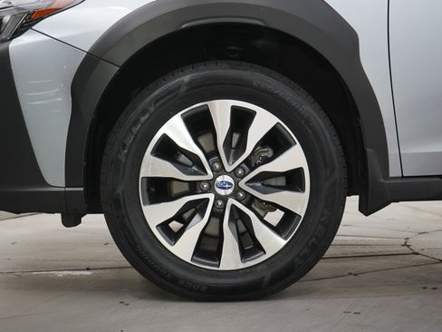 Used 2023 Subaru Outback Limited AWD/4WD image 29