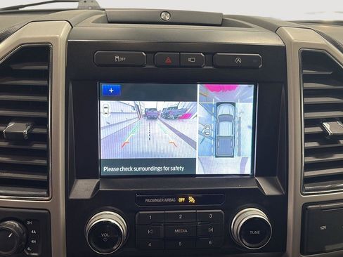 Used 2020 Ford F150 Lariat w/ Equipment Group 502A Luxury AWD/4WD image 13