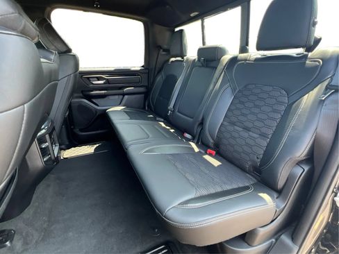 Used 2020 RAM 1500 Sport w/ Level 2 Equipment Group AWD/4WD image 17