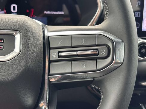 New 2026 GMC Canyon Elevation AWD/4WD image 12