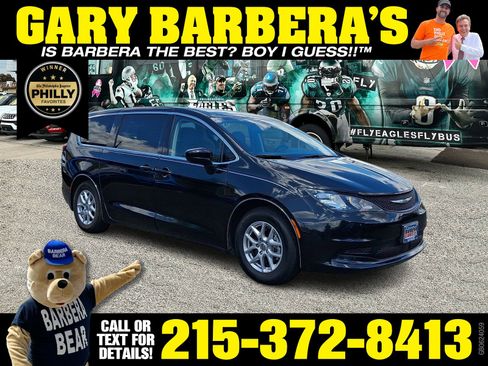Used 2023 Chrysler Voyager LX FWD image 1
