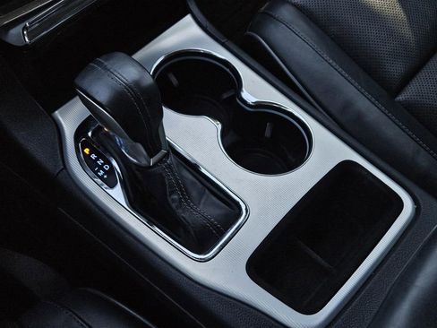 Used 2020 Jeep Grand Cherokee Summit image 30