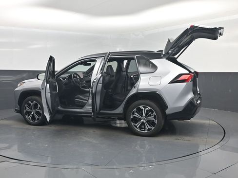 Used 2025 Toyota RAV4 XSE image 52