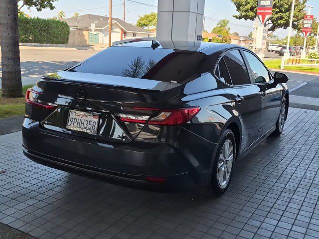 Used 2025 Toyota Camry LE w/ Convenience Package FWD image 8