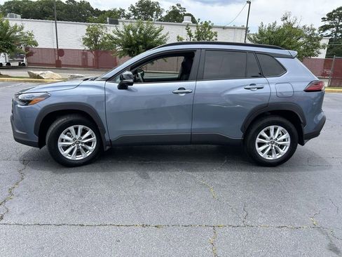 New 2026 Toyota Corolla Cross LE w/ Moonroof Package FWD image 6