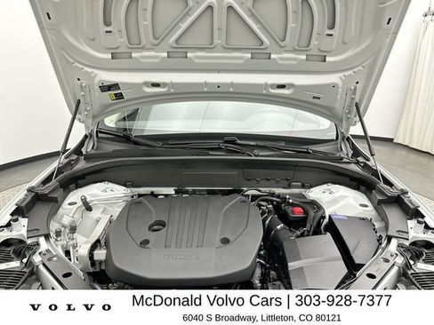Certified 2025 Volvo XC60 B5 Plus AWD/4WD image 26