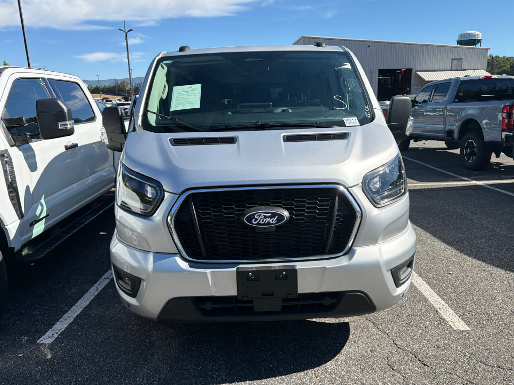 Used 2026 Ford Transit 350 XLT RWD image 18